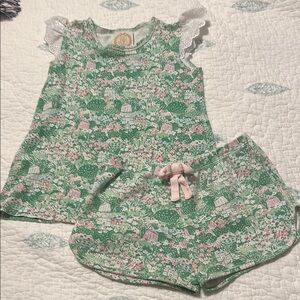 The Beaufort Bonnet Company Green and Pink short set